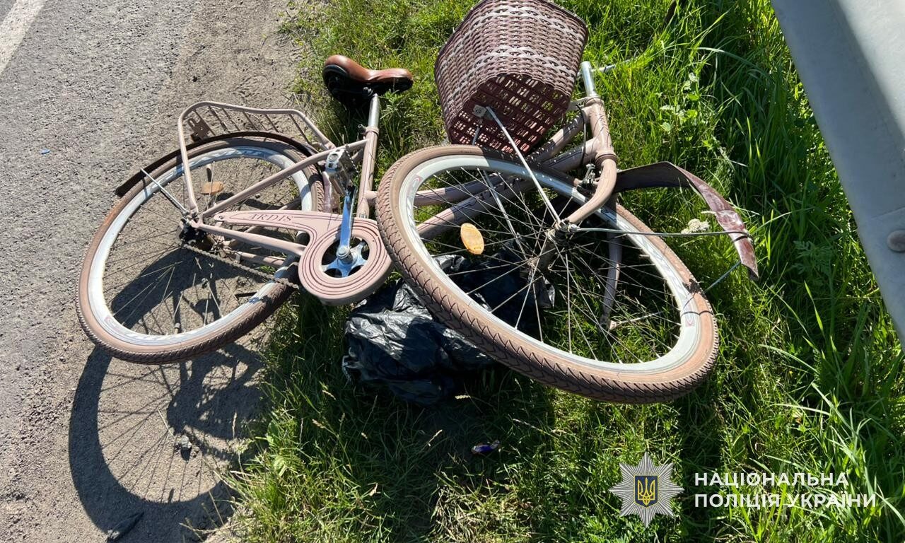 У Судовій Вишні Volkswagen Passat на смерть збив літнього велосипедиста