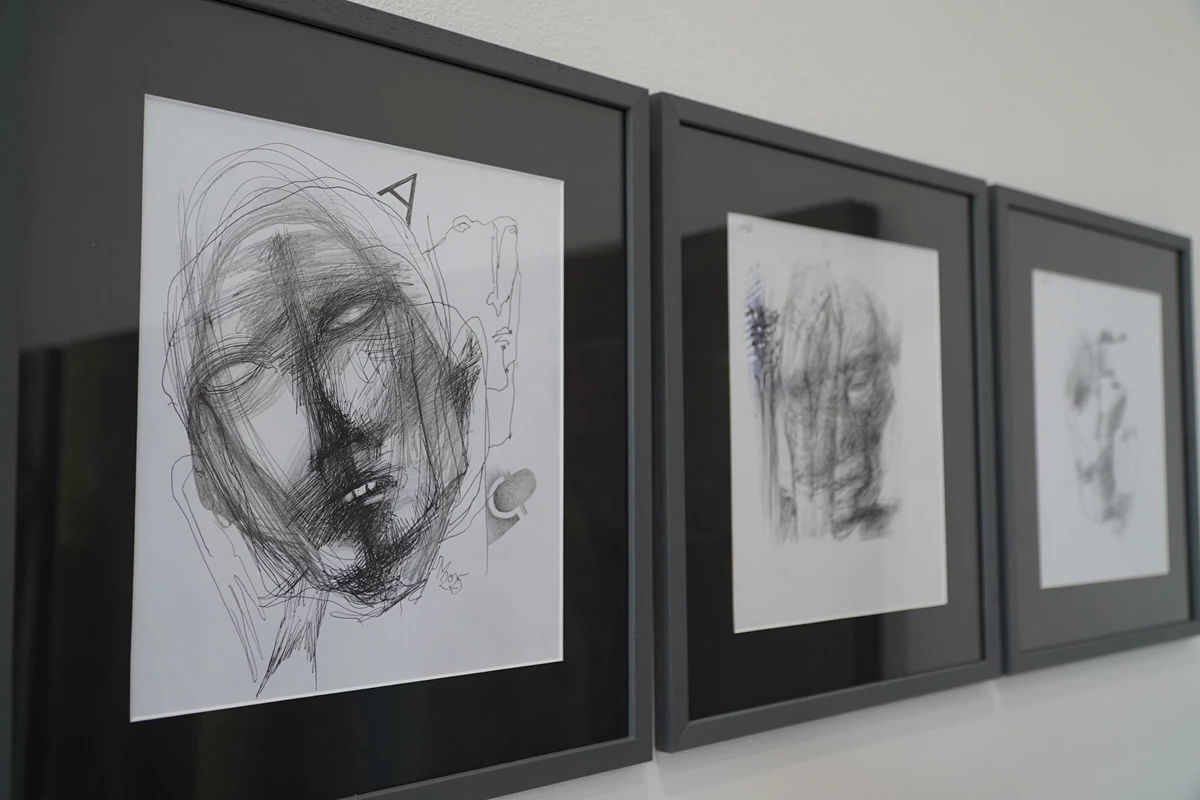 «В житі. Над прірвою»: у Львові відкрили виставковий проєкт