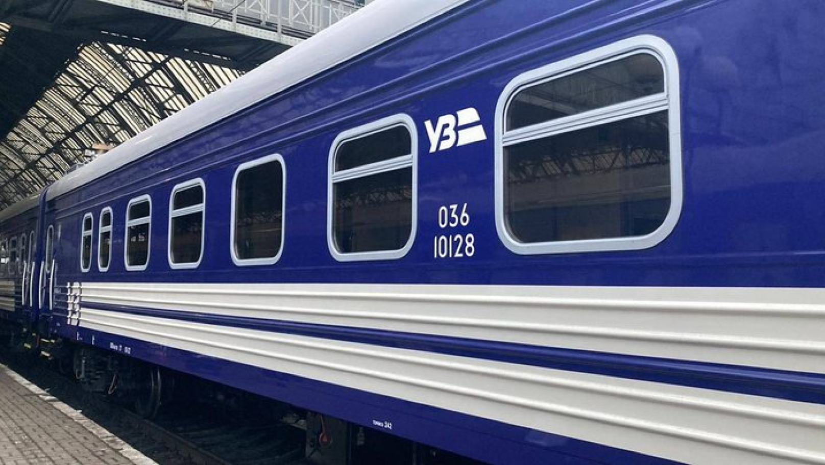 Через великий попит Укрзалізниця призначила два додаткових потяги до Львова