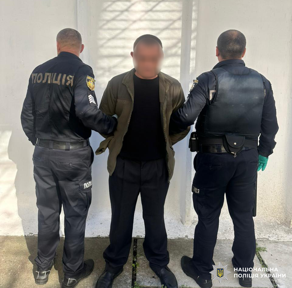 Поліцейські затримали чоловіка, який підірвав гранату у Зимній Воді