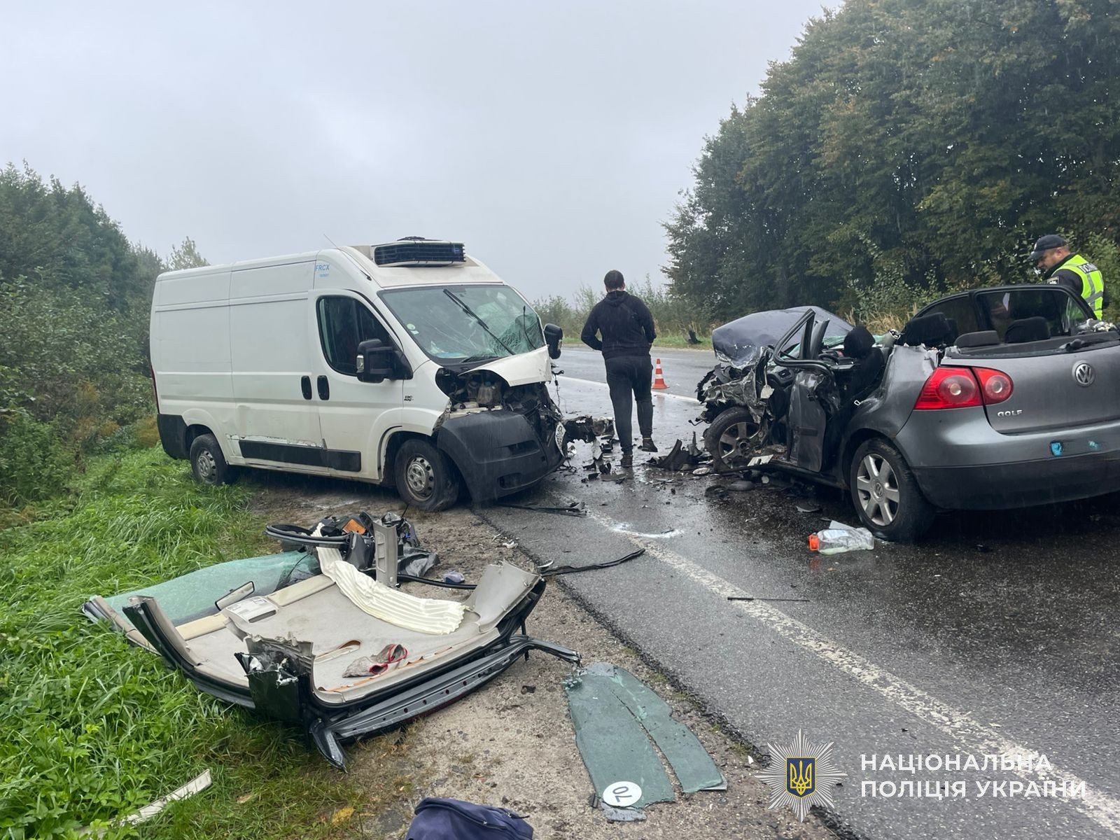 Водійка легковика потрапила у реанімацію через серйозну аварію біля Львова