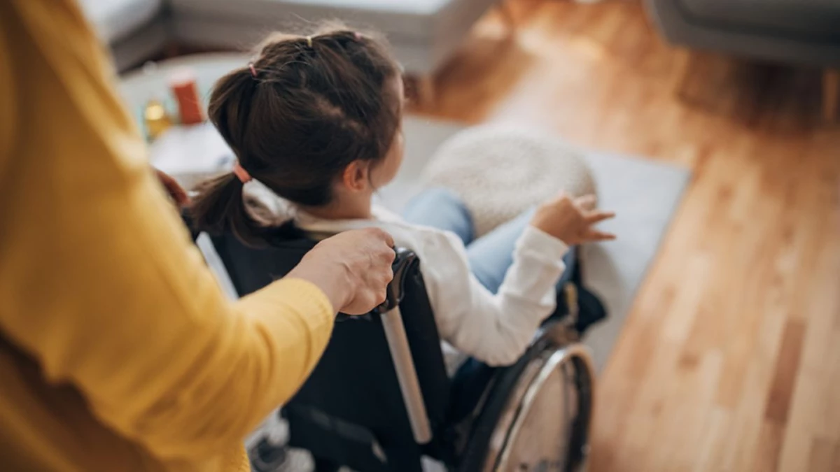 Батькам дітей з інвалідністю компенсують витрати на реабілітацію: деталі