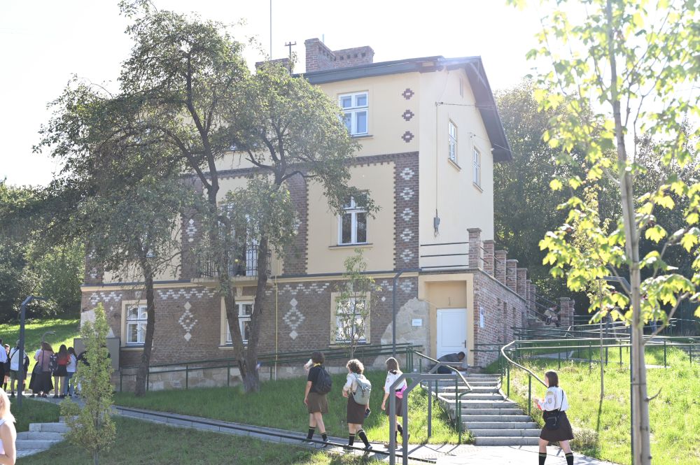 У Львові відкрили Віллу Стецкевича: тепер тут молодіжний центр