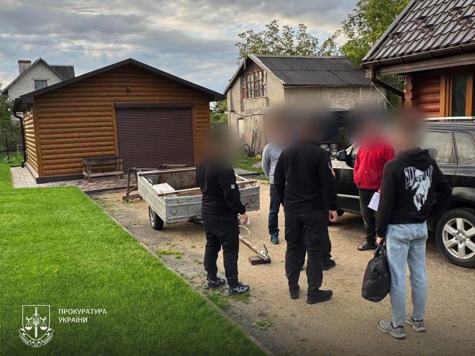 На Львівщині військові понад 1,5 року будували будинок своєму командирові однієї з частин у Рівному