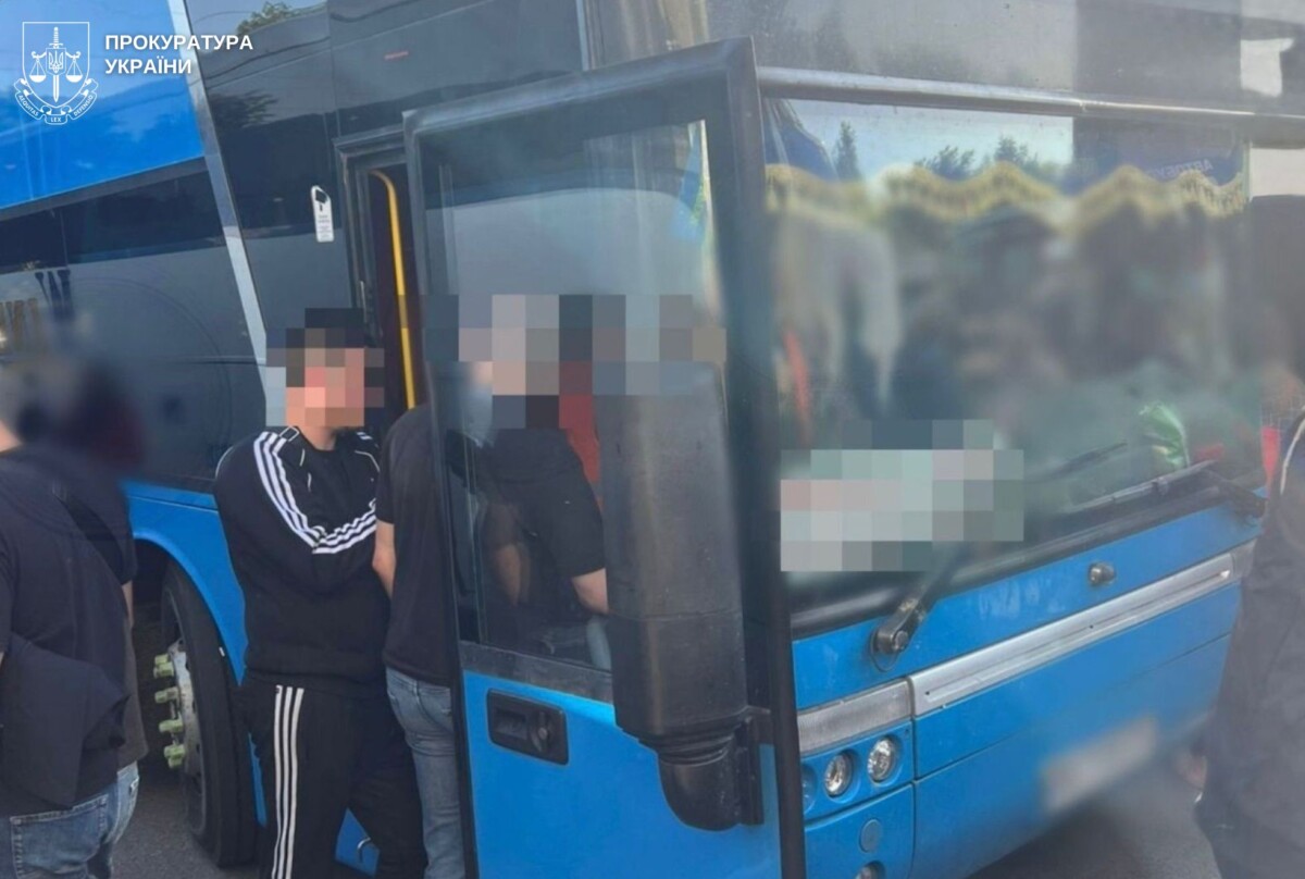 У Львові викрили злочинця, що пропонував «комплексні послуги» для незаконного виїзду з країни