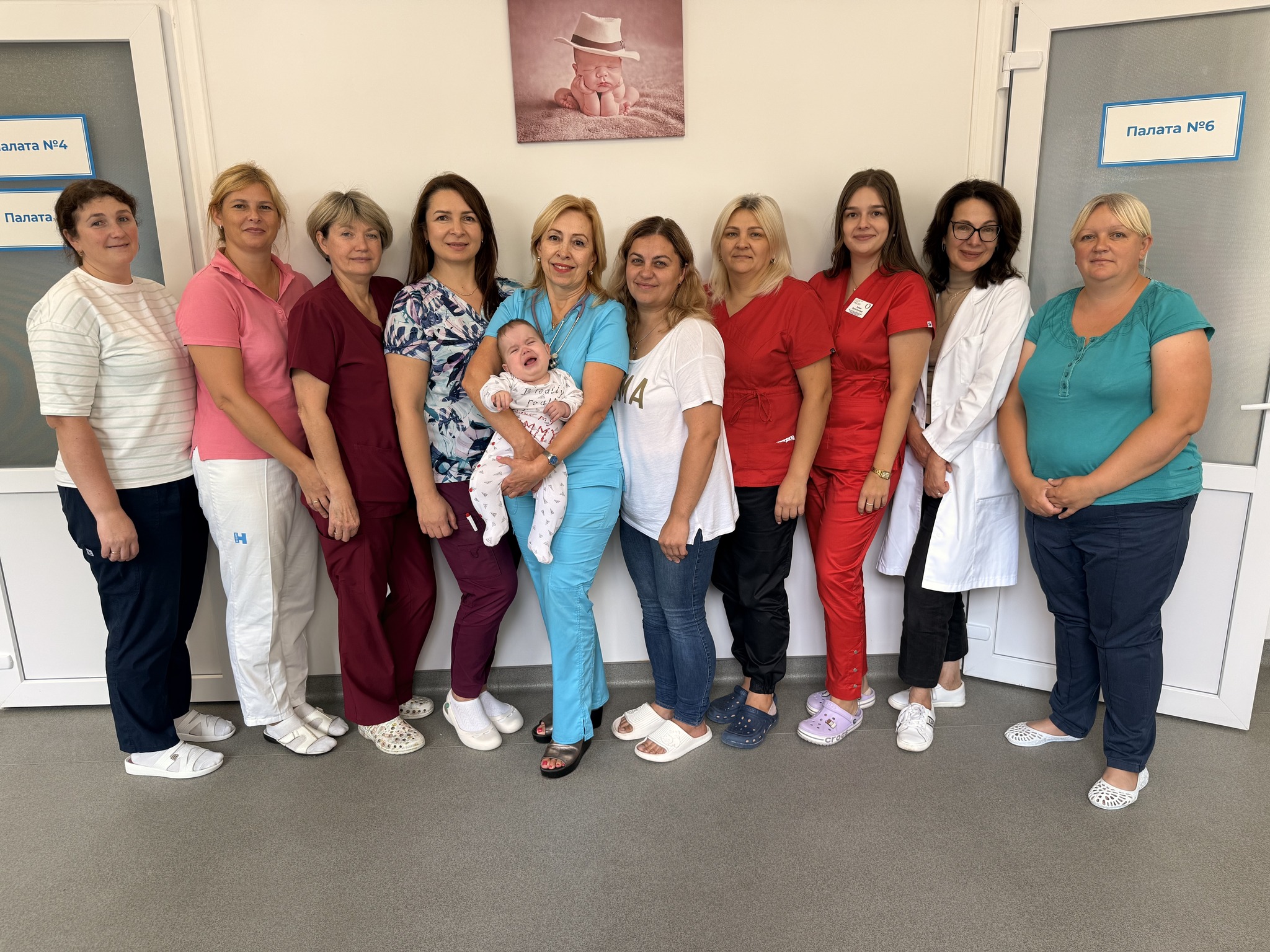 Львівські медики врятували життя передчасно народженої дитини зі складними діагнозами