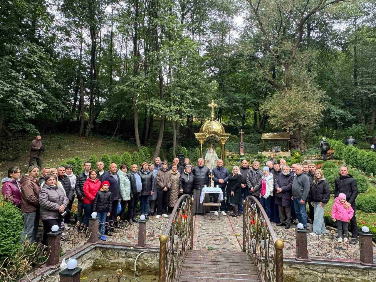 У Золочівській громаді відкрили унікальний пішохідний туристичний шлях «Стежками Героїв»