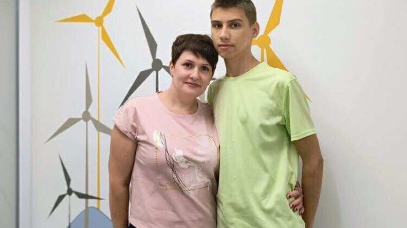 Віддала власну нирку, аби врятувати 15-річного сина: львівські лікарі виконали родинну пересадку