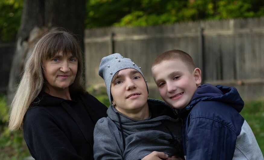 «Тиждень, який повернув нам спокій і віру»: історія жінки та її двох дітей із прифронтової області