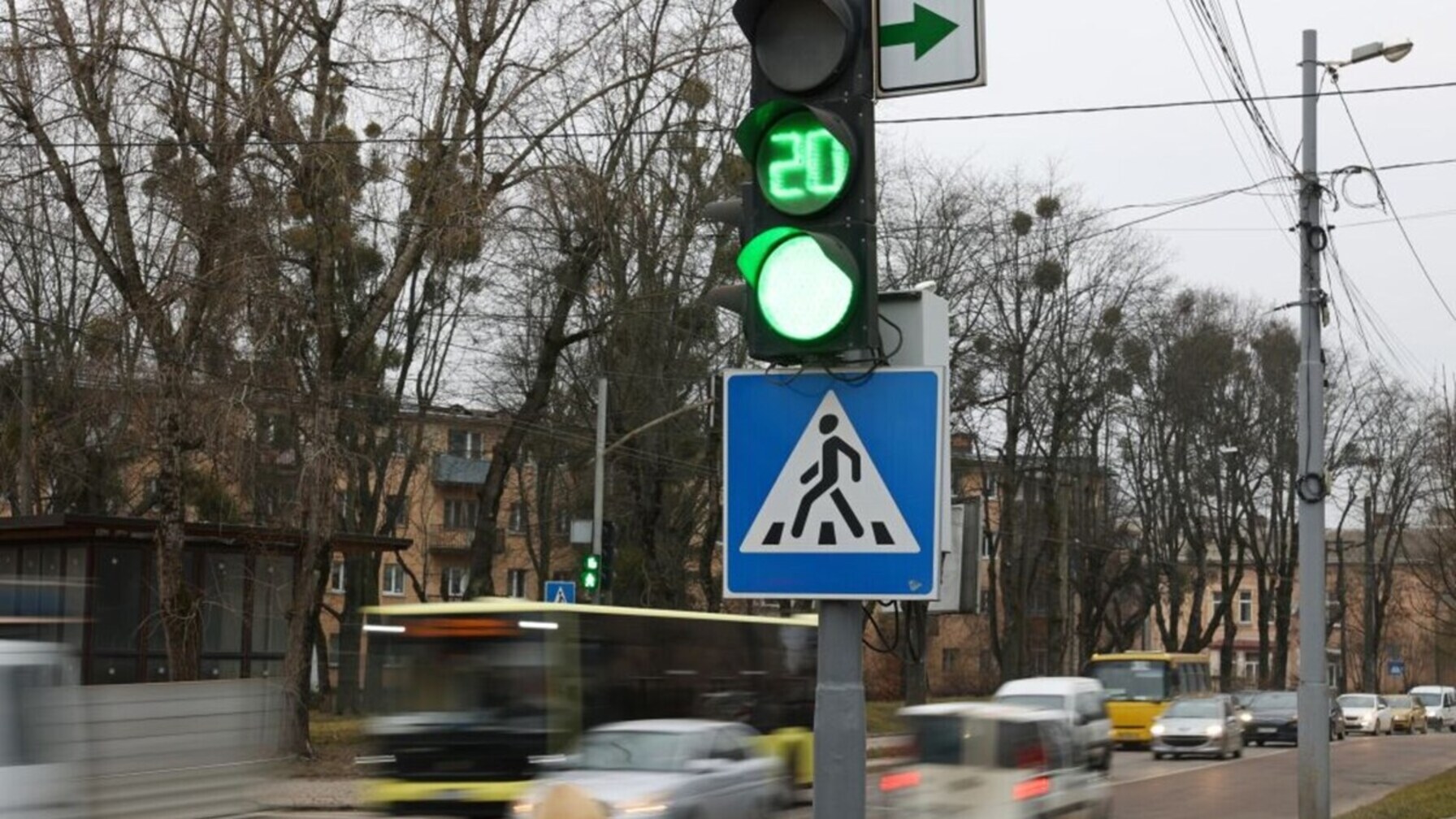 Світлофори у Львові вже працюють без світла на резервному живленні
