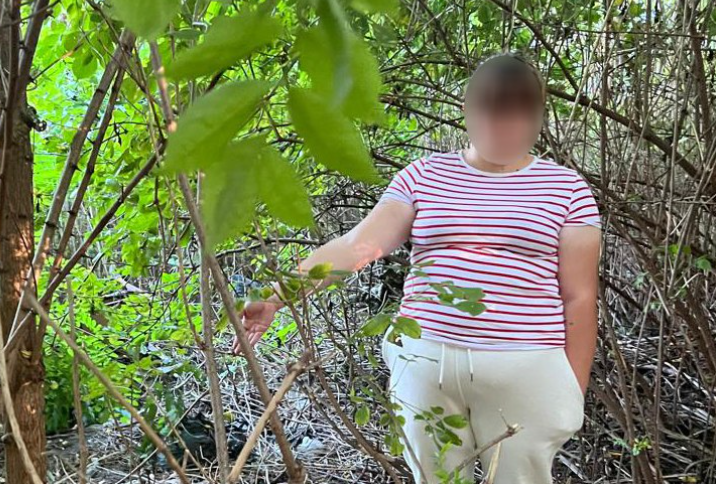 Мати прикривалася п’ятирічною донькою під час збуту наркотиків: поліція затримала жінку