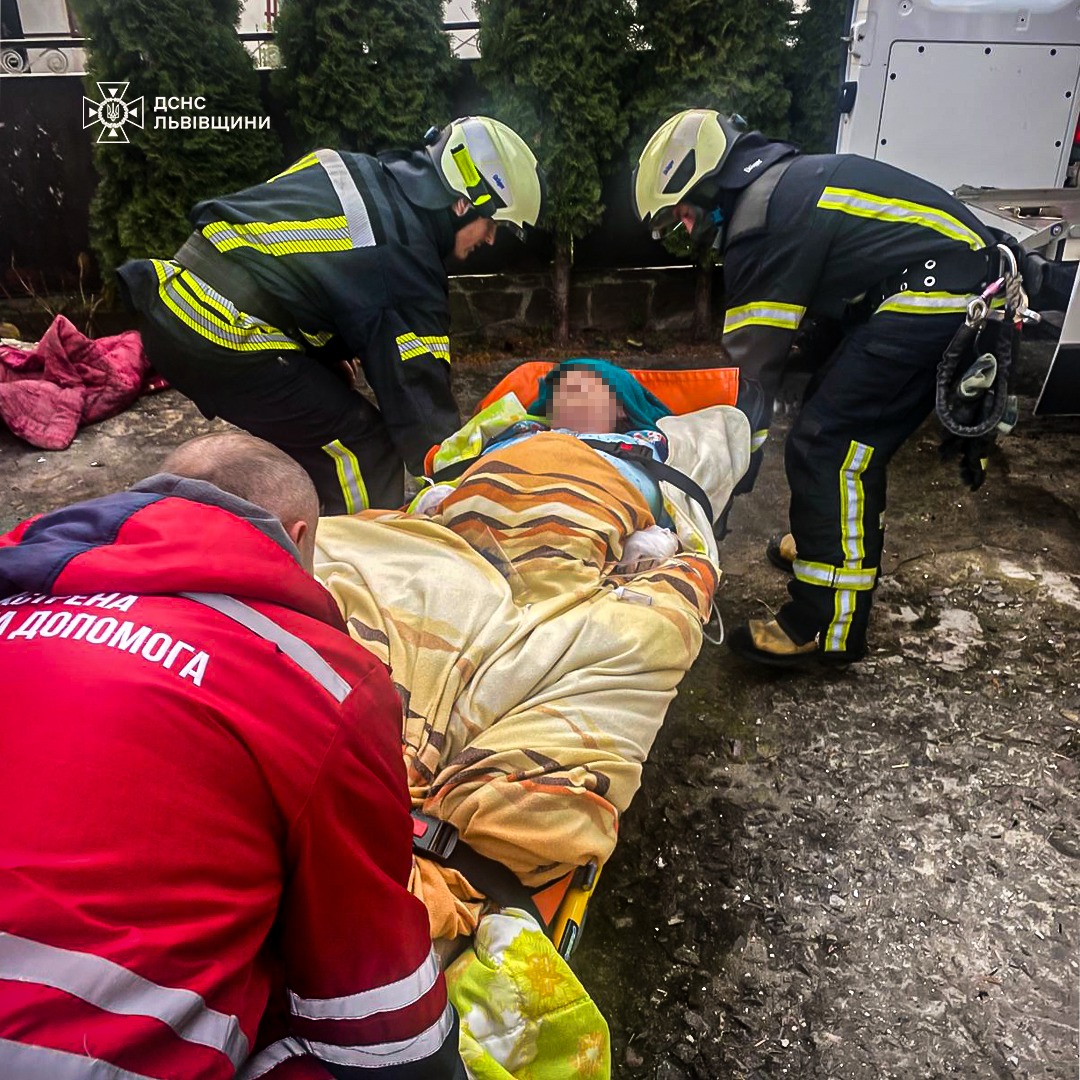 У Радехові постраждала 80-річна жінка від вибуху газу у літній кухні