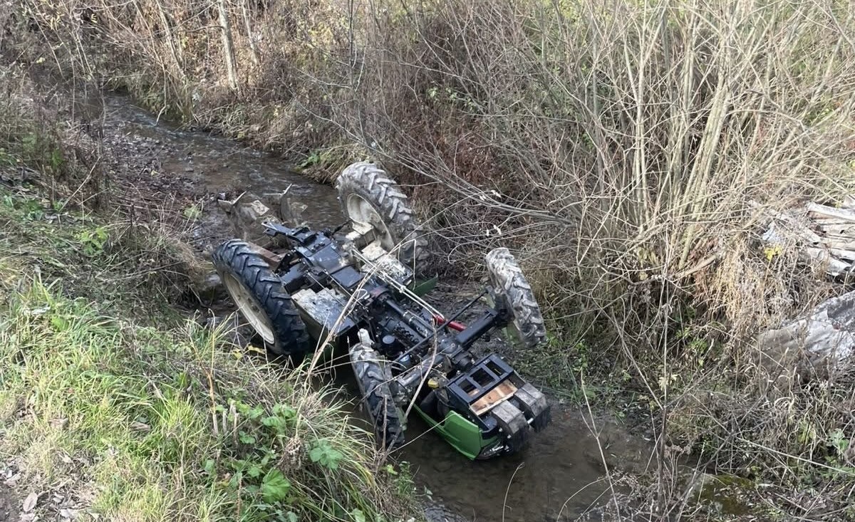 Біля Славського перекинувся мінітрактор — загинув 51-річний чоловік