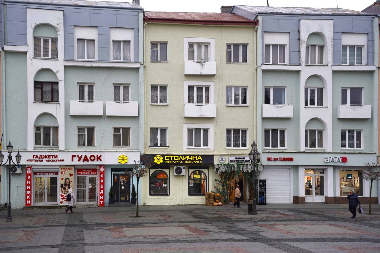 У Дрогобичі проводять рейди через неправильно розміщені вивіски