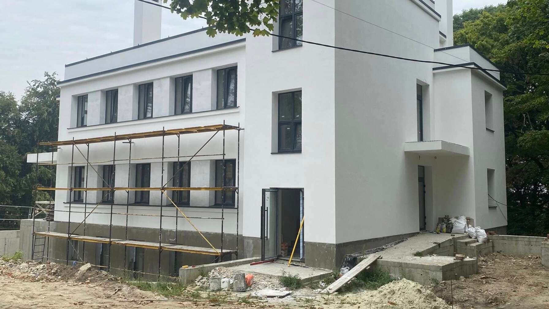 Львів задає приклад  —  відкриють перший в Україні комунальний будинок підтриманого проживання