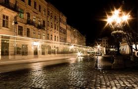 Мер Львова висловився стосовно комендантської години у місті