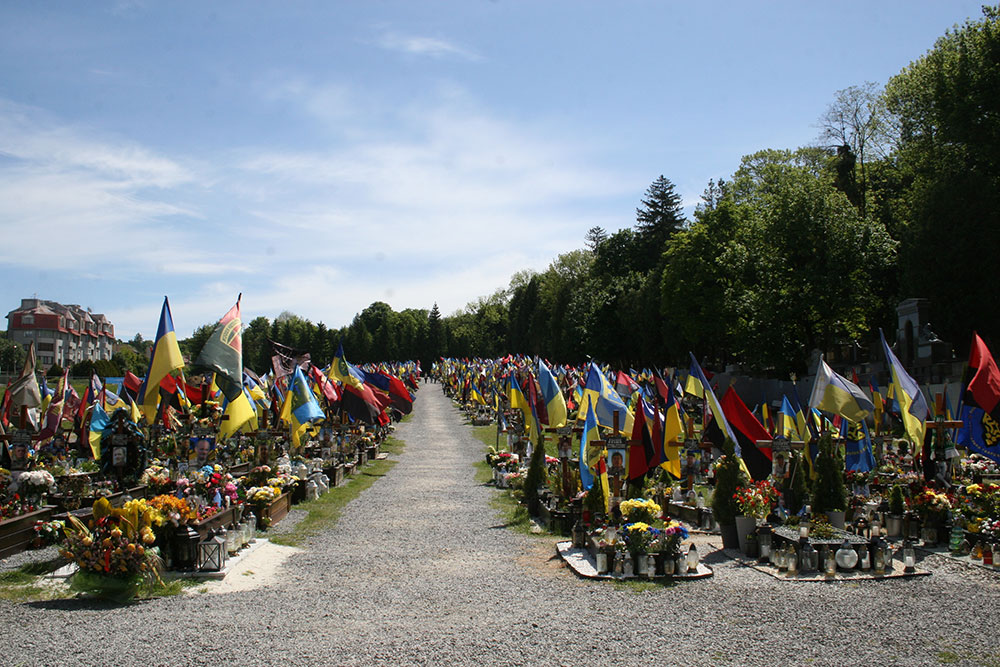 На Личаківському кладовищі у Львові залишилось лише 20 місць для поховань Військових