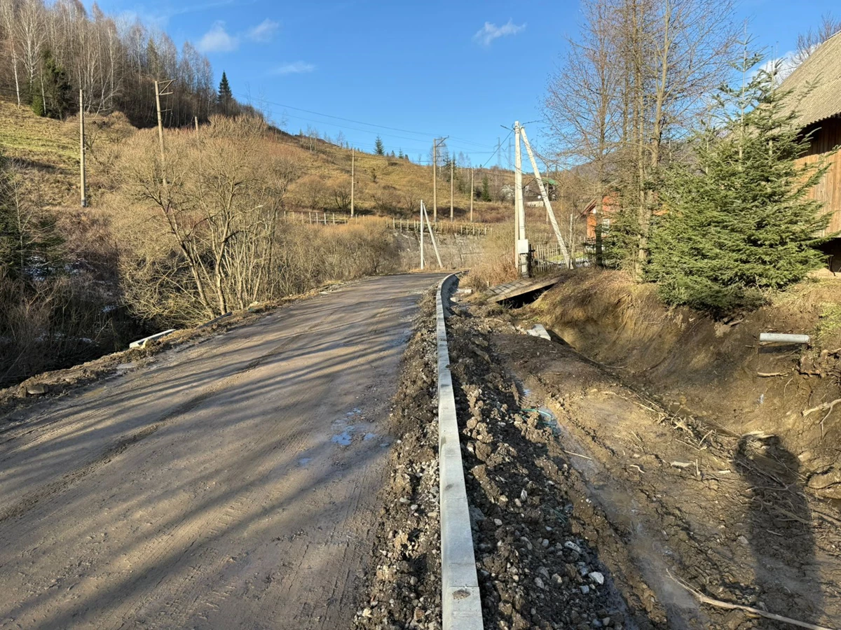 На Стрийщині триває ремонт автомобільної дороги Славське – Опорець
