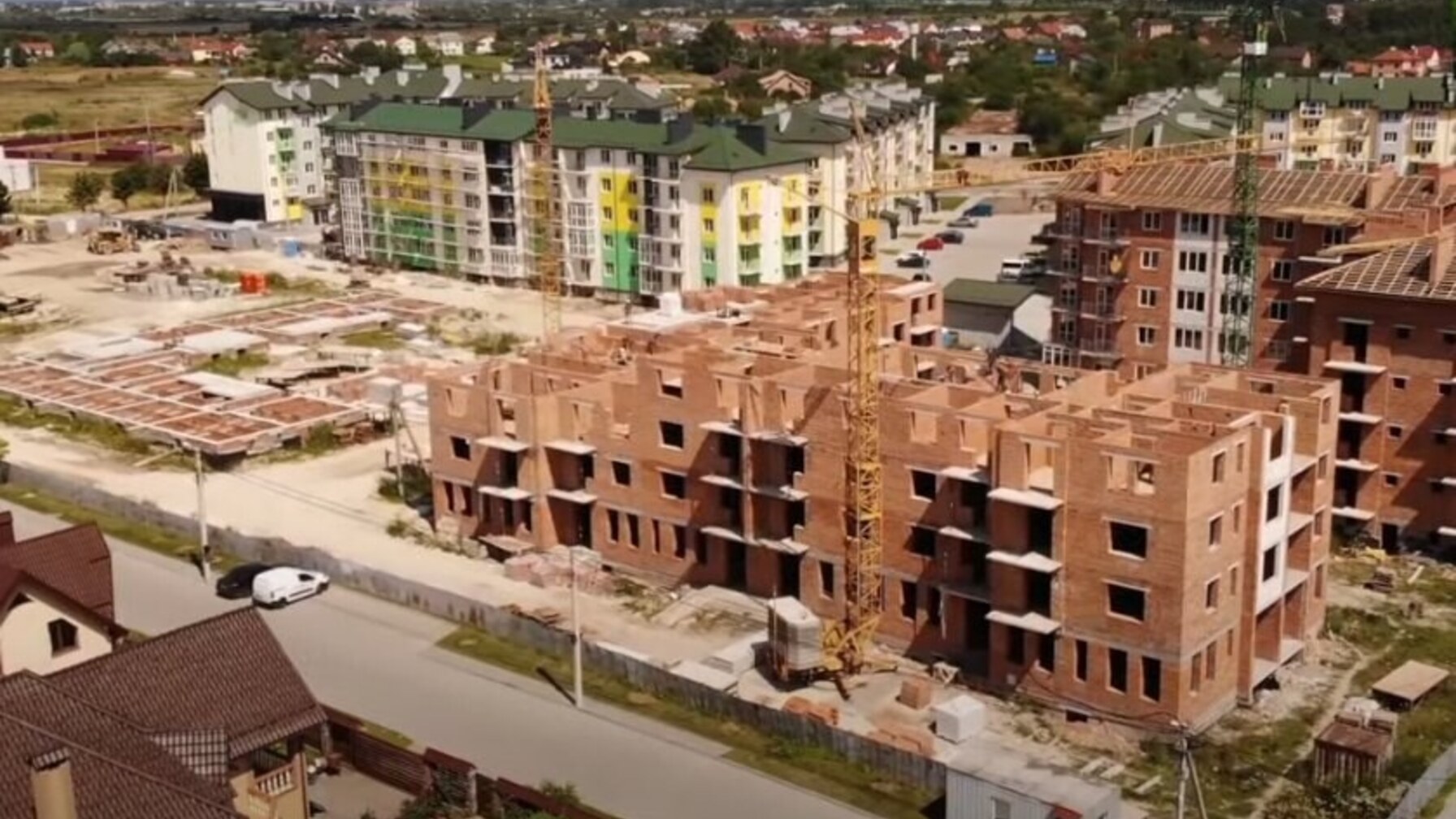 Жодної школи чи лікарні: Любомир Зубач про забудову Сокільник