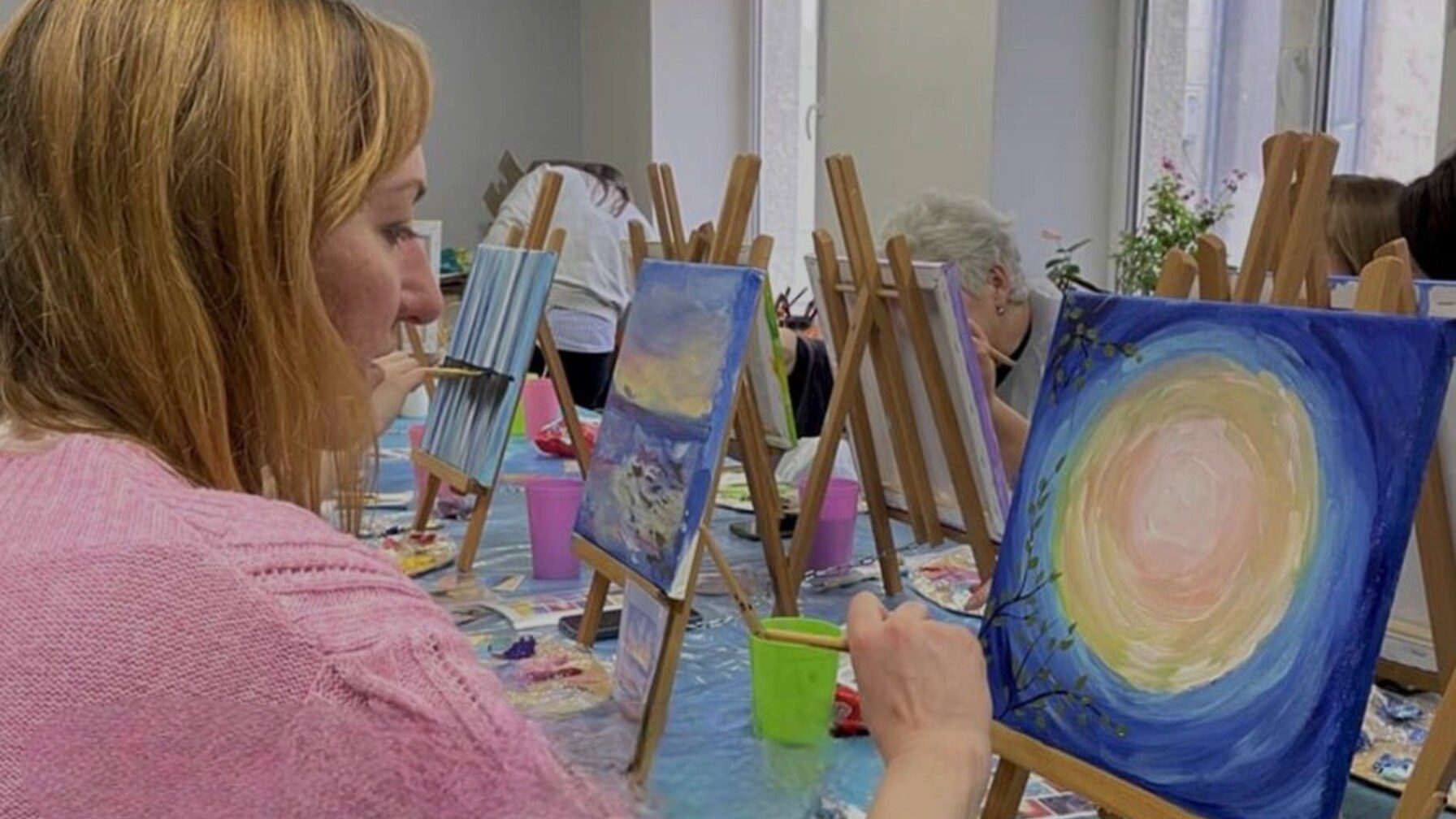 У Львові рідних військових запрошують на арттерапію