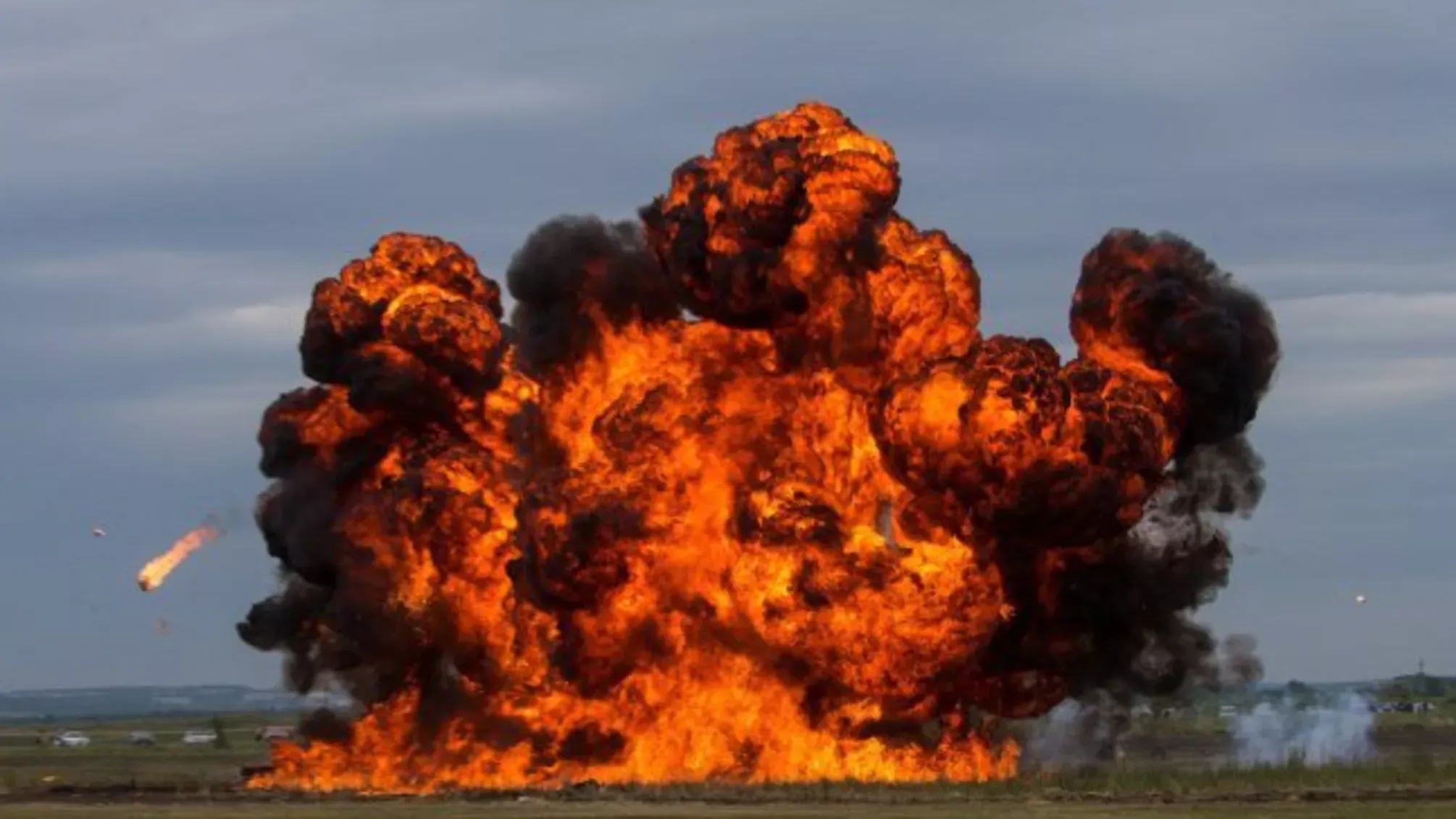 У Дрогобицькій громаді лунатимуть вибухи: попередження від ДСНС