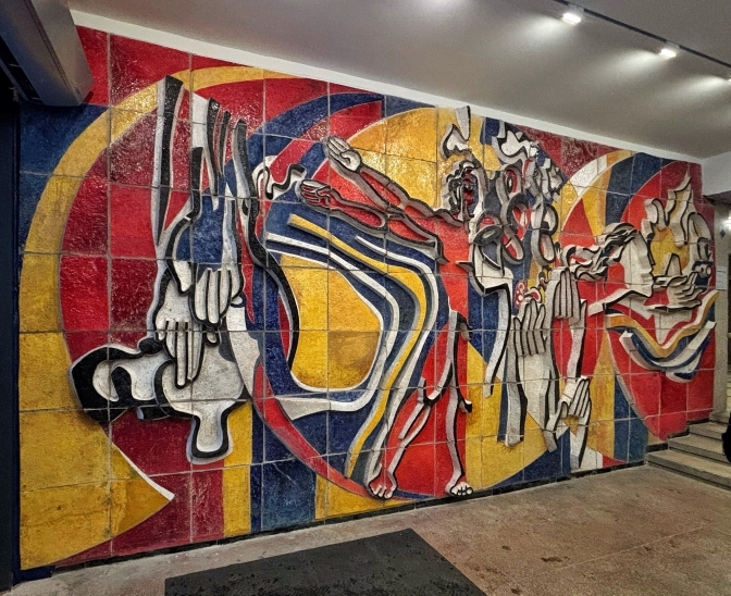 У Львові відреставрували унікальне керамічне панно 1973 року (ФОТО)