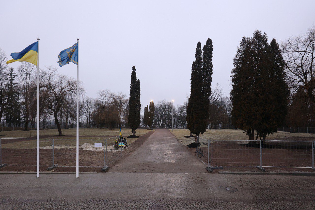 На Личаківському цвинтарі облаштують тимчасовий інформаційний центр