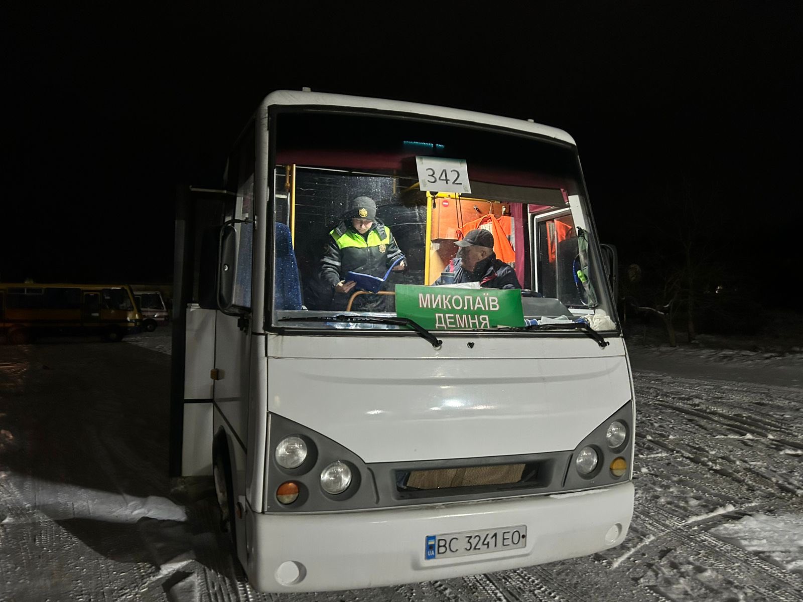 Несправні автобуси і перевтомлені водії: на Львівщині оштрафували перевізника з Миколаєва