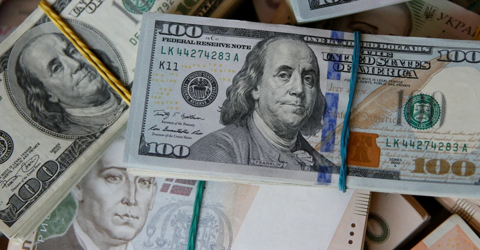 НБУ підвищив вартість долара: який курс валют станом на 1 грудня