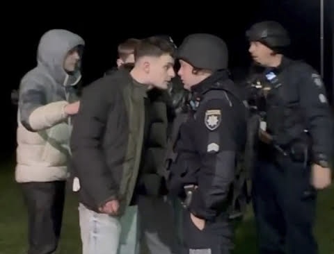 Ще трьох неповнолітніх учасниць інциденту з ансамблем «Гуцулія» притягнули до відповідальності