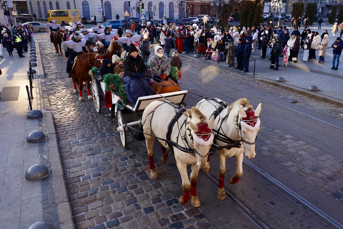 Унікальний вертеп за участю акторів театру НЕЗЛАМНИХ та ветеранів відбувся у Львові
