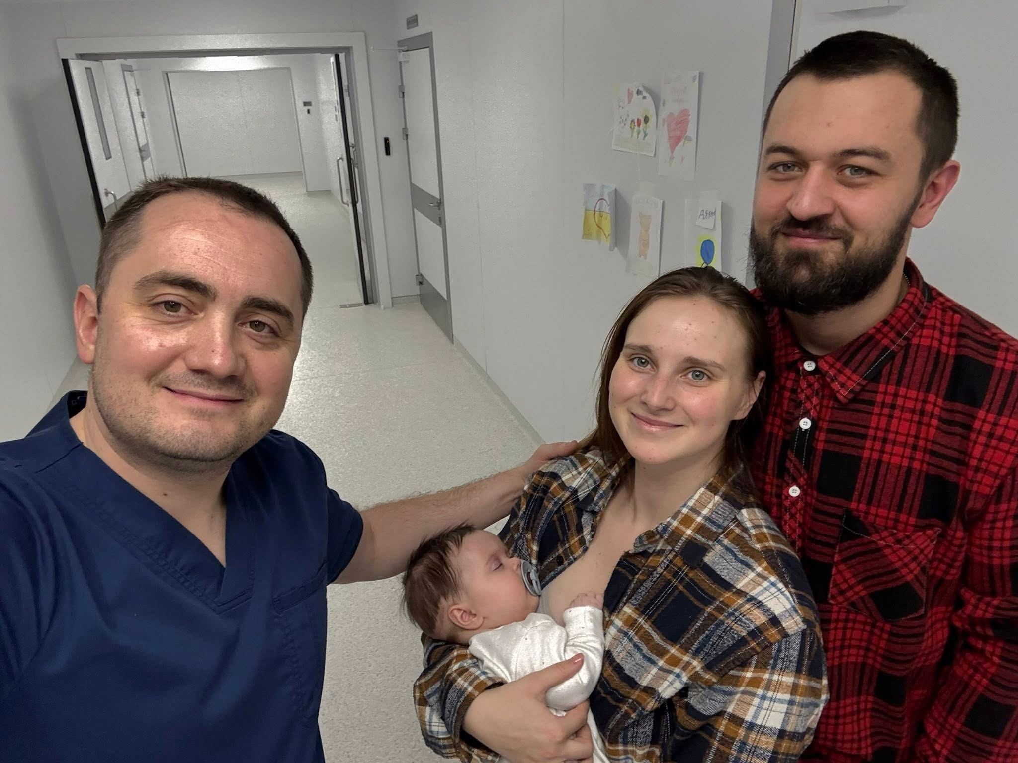 У Львові медики врятували двомісячне немовля з пухлиною мозку