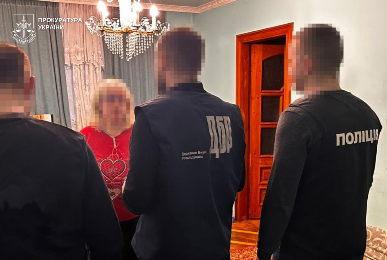 Працівниця РТЦК і двоє спільників організували незаконне оформлення відстрочок у Львові