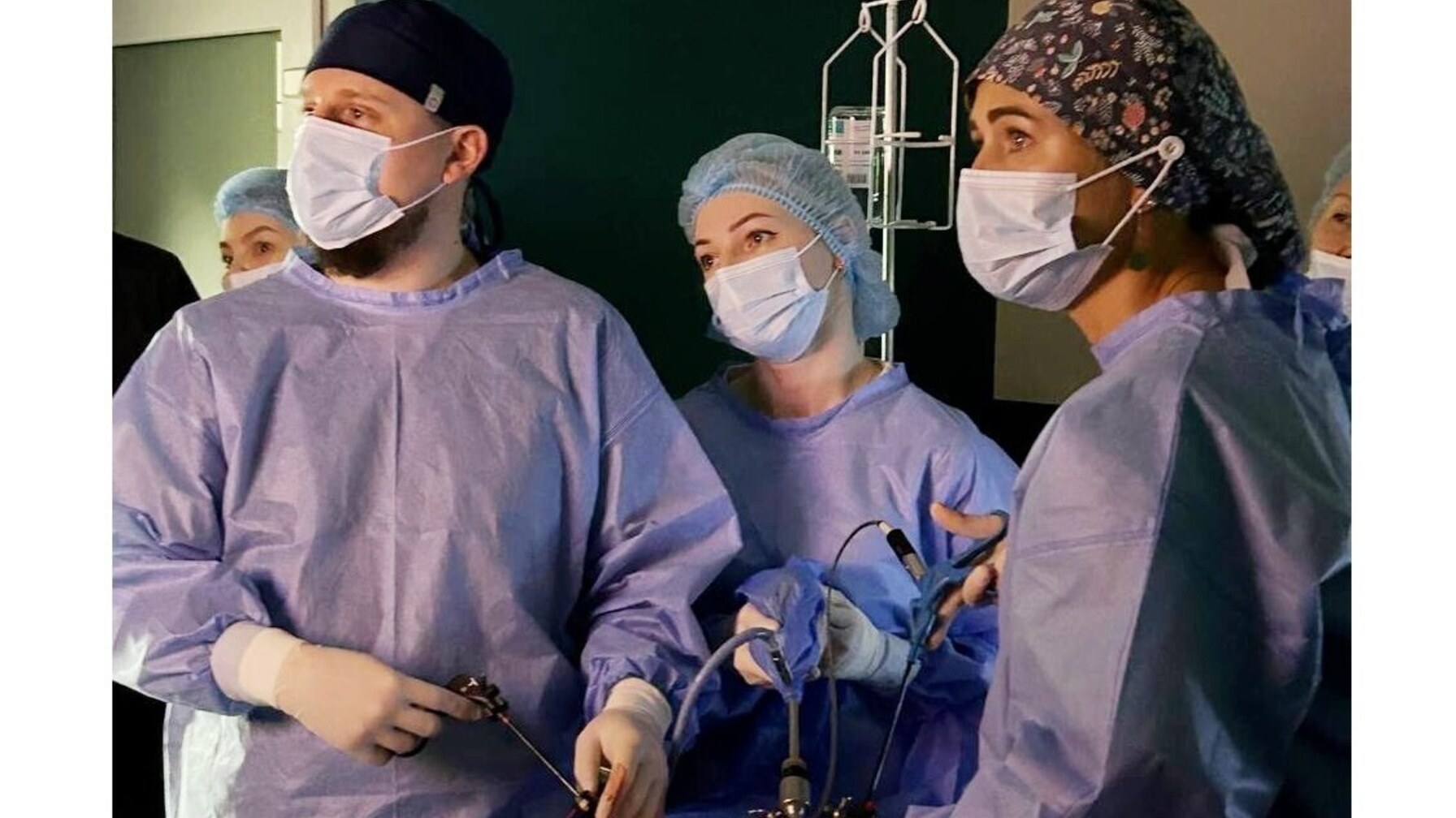 Пухлина виросла там, де не мало бути органа: у Львові врятували пацієнтку з рідкісною аномалією