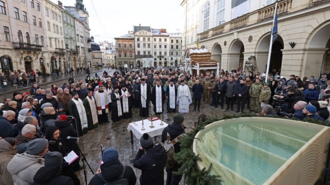 Водохреща у Львові: коли відбудуться богослужіння та освячення води