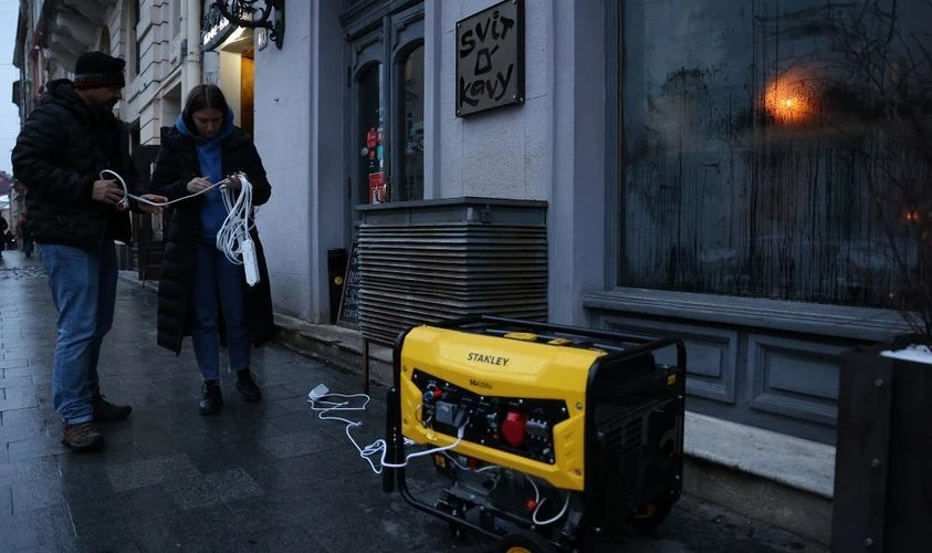 Держава допоможе будинкам пережити відключення світла: для ОСББ дадуть до 300 тисяч гривень