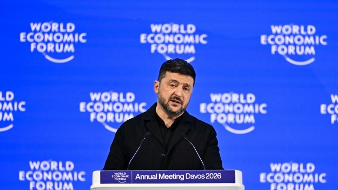 Зеленський анонсував першу тристоронню зустріч Україна–США–росія в Еміратах