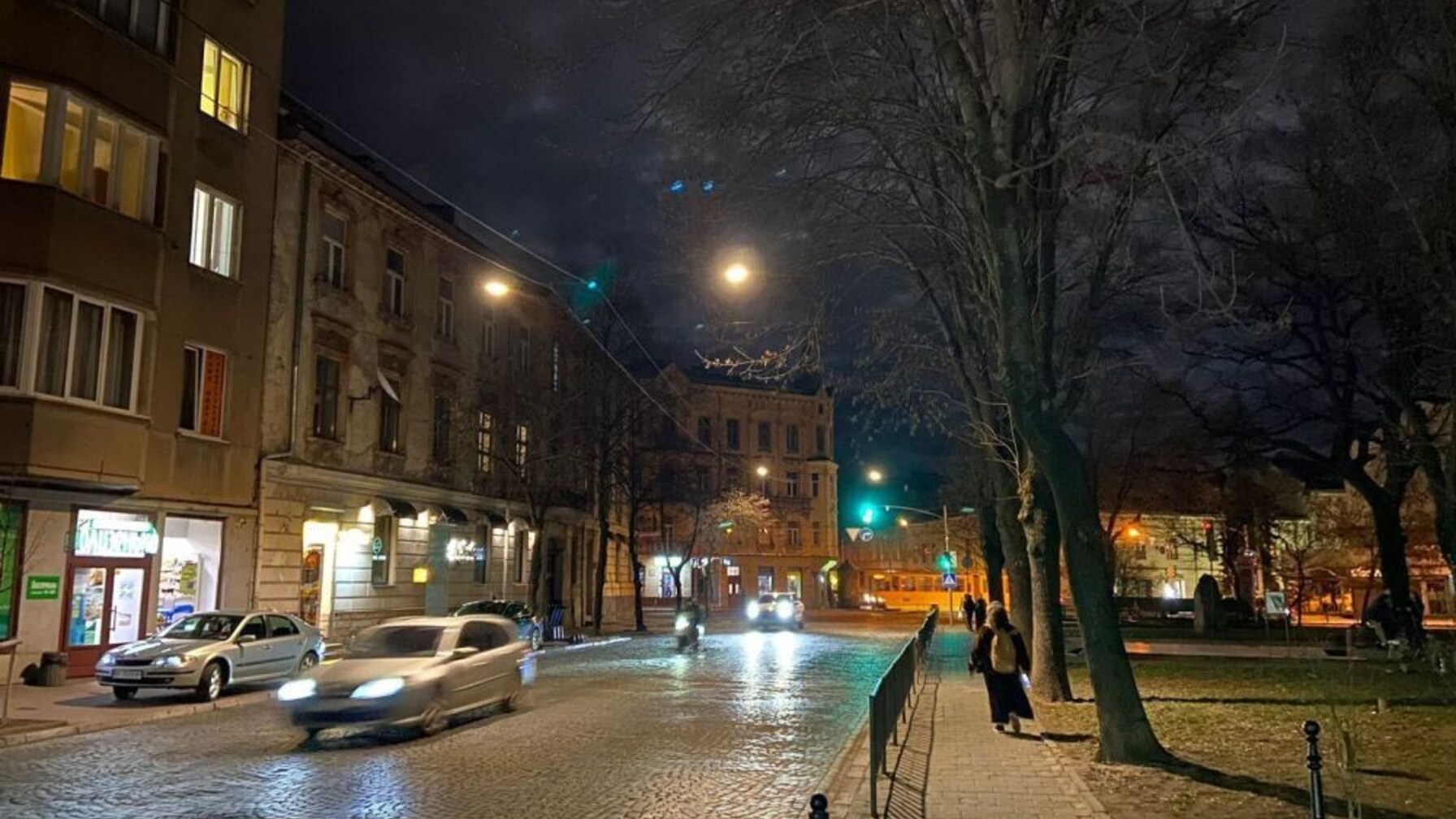Від сьогодні у Львові зменшать інтенсивність вуличного освітлення