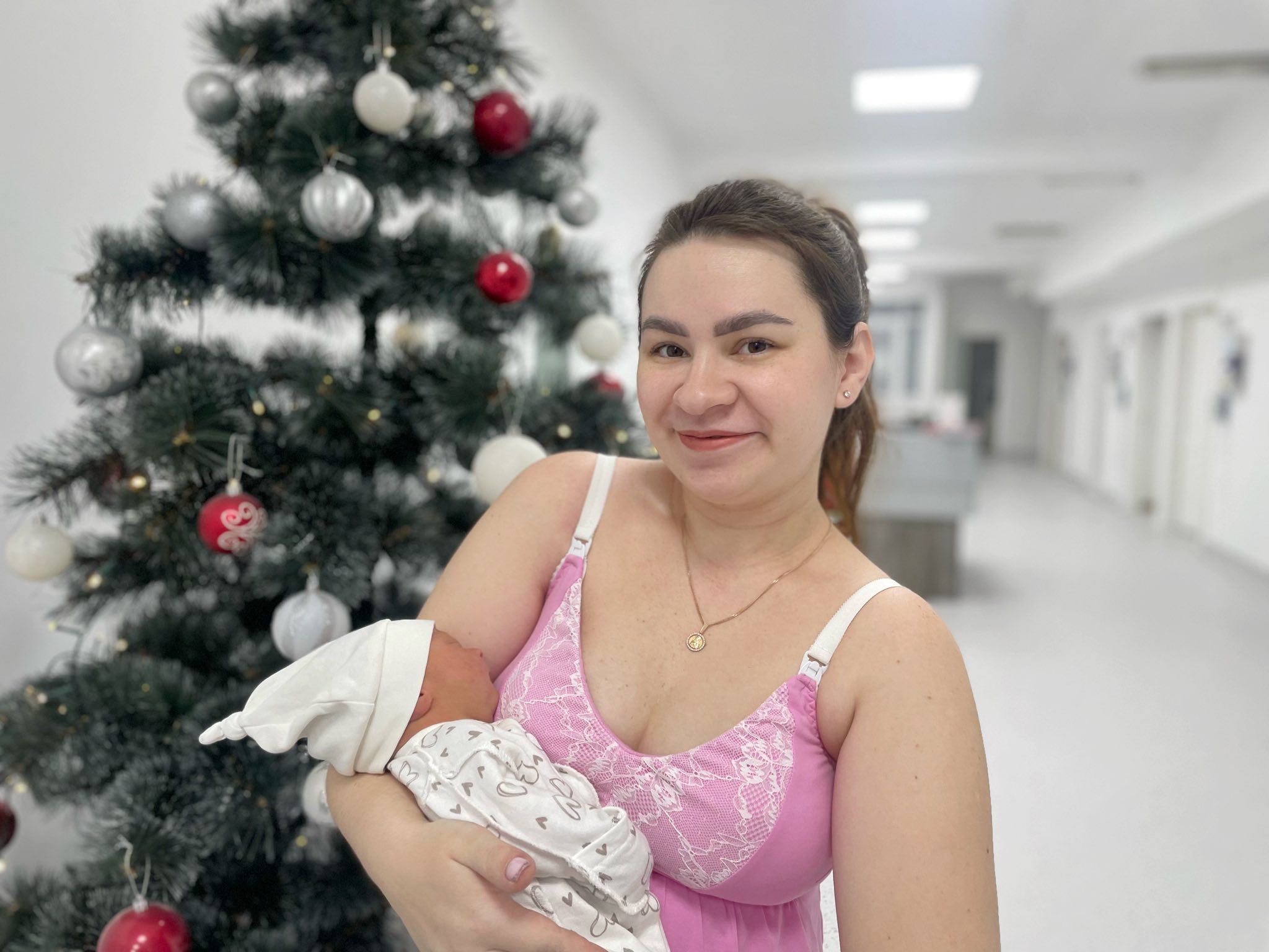 Унікальний випадок: у Львові медики зберегли вагітність жінки, у якої ще на 24-му тижні почали відходити води