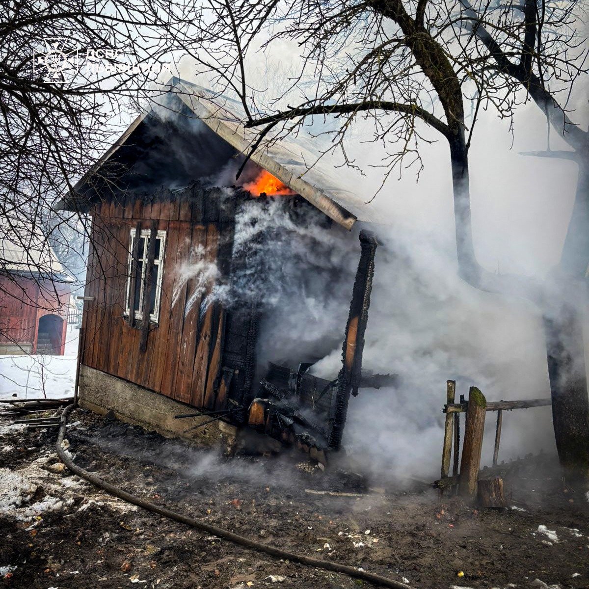 На Самбірщині під час пожежі в житловому будинку травмувався малюк
