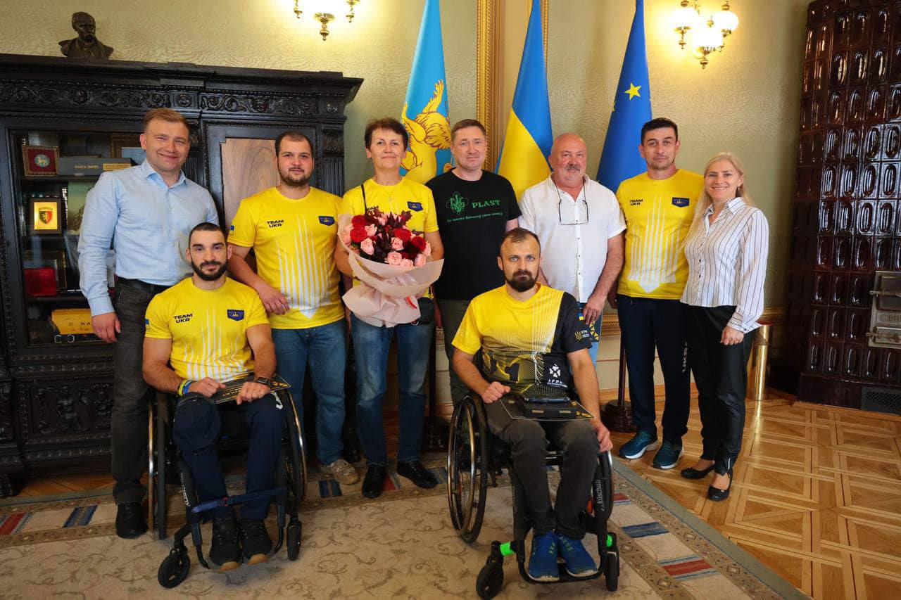 Львівщина серед нагороджених: Президент відзначив учасників «Ігор Нескорених»