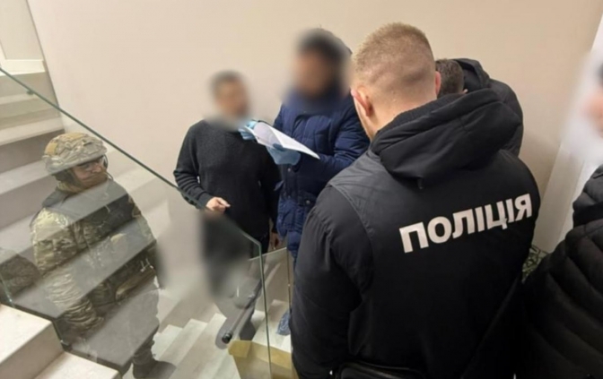 Сміттєва справа: поліція проводить обшуки у Дніпропетровській, Запорізькій та Львівській областях