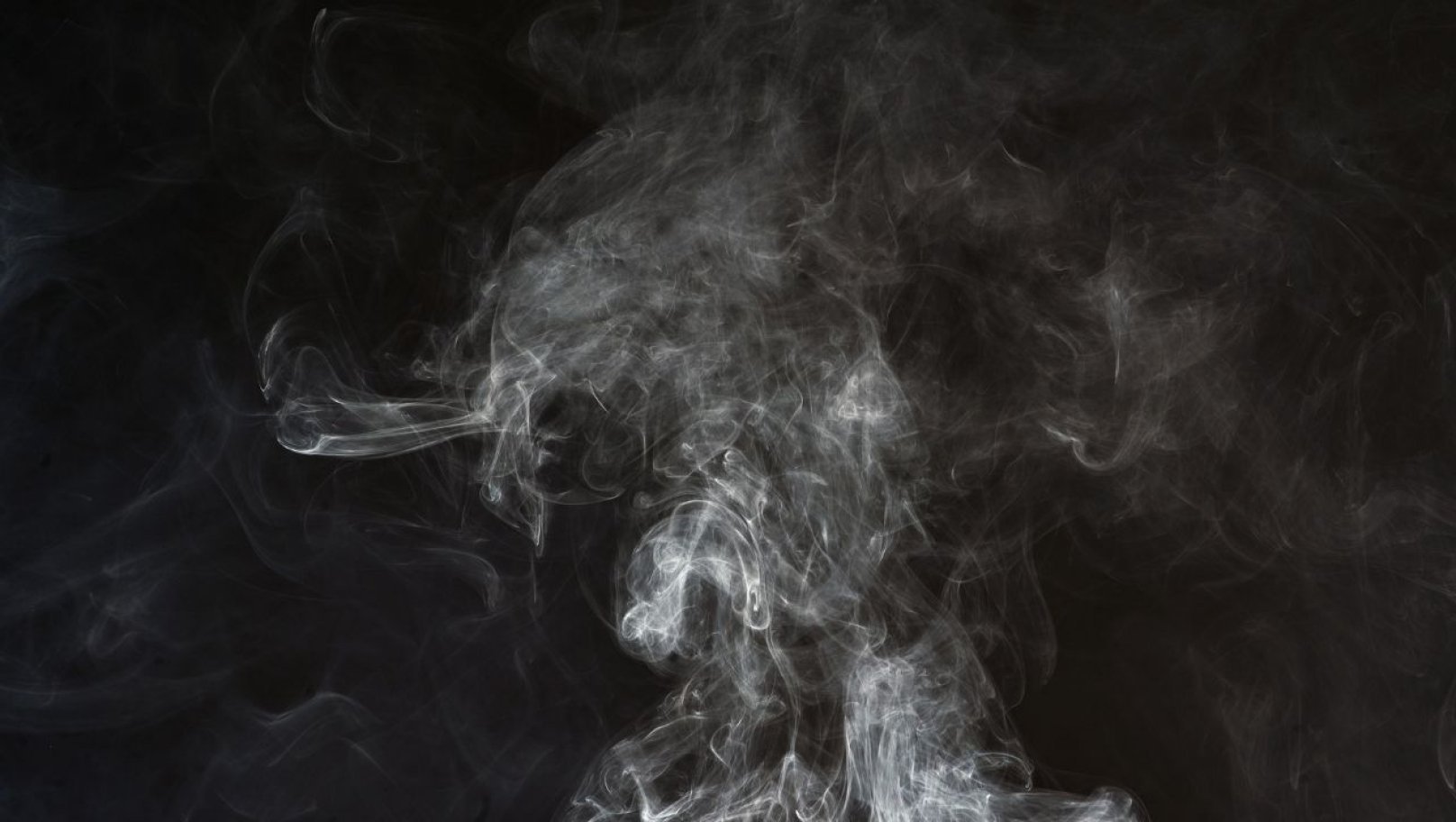 Троє людей на Львівщині отруїлися чадним газом