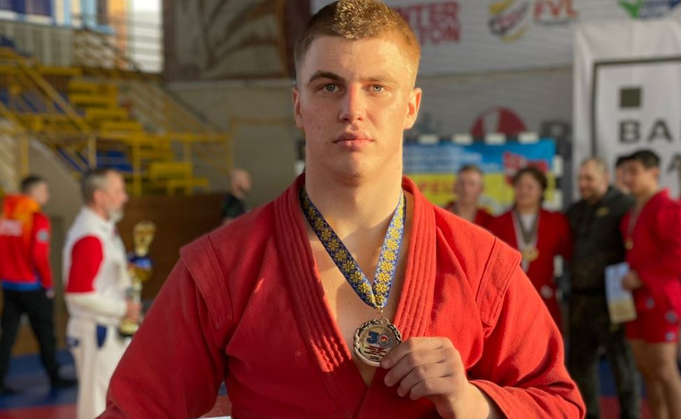 Прикордонник з Львівщини увійшов до трійки найсильніших самбістів країни