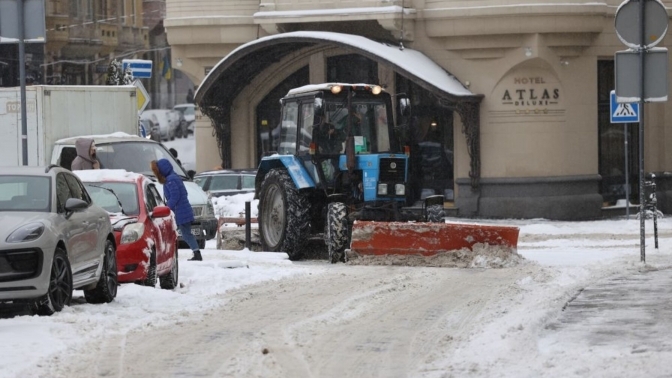 У центрі Львова тимчасово обмежили рух: що відомо