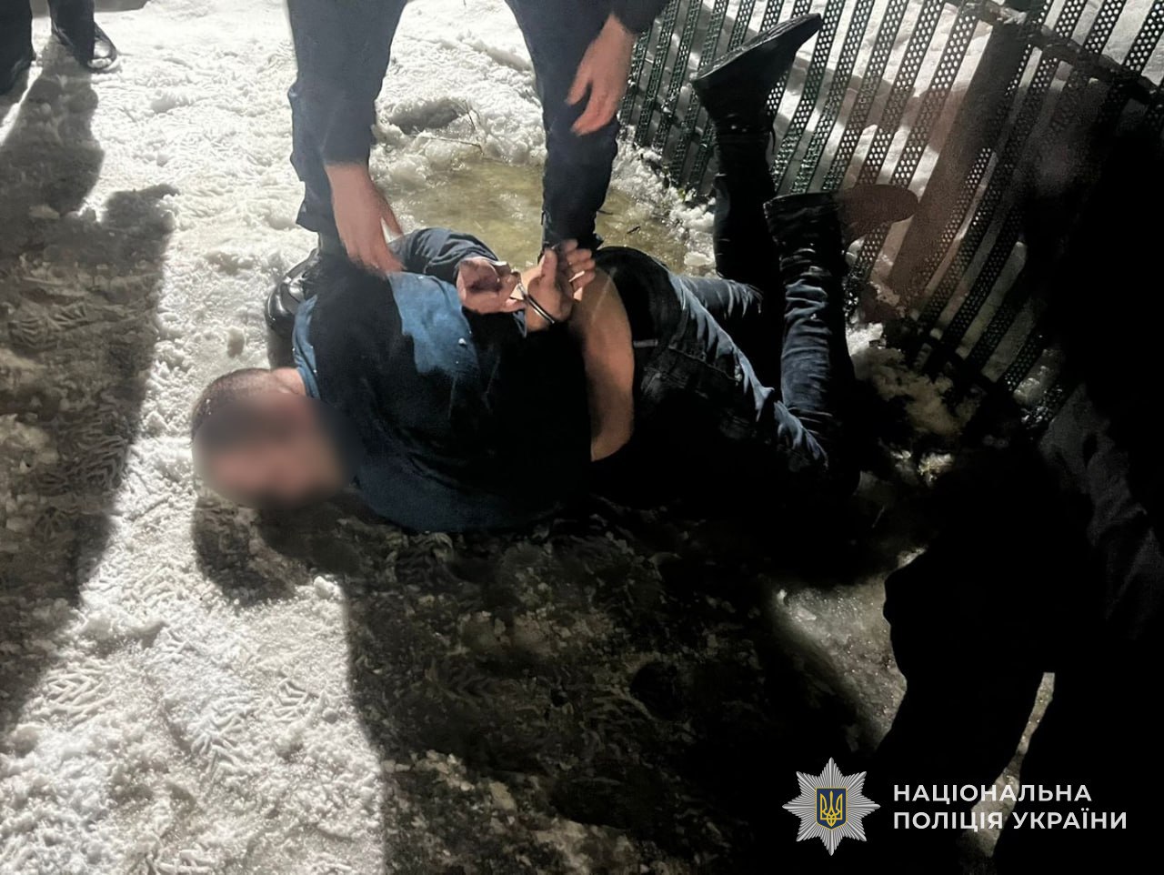 Мешканцю Шептицького загрожую ув’язнення за фейкове повідомлення про замінування ТЦ у Львові