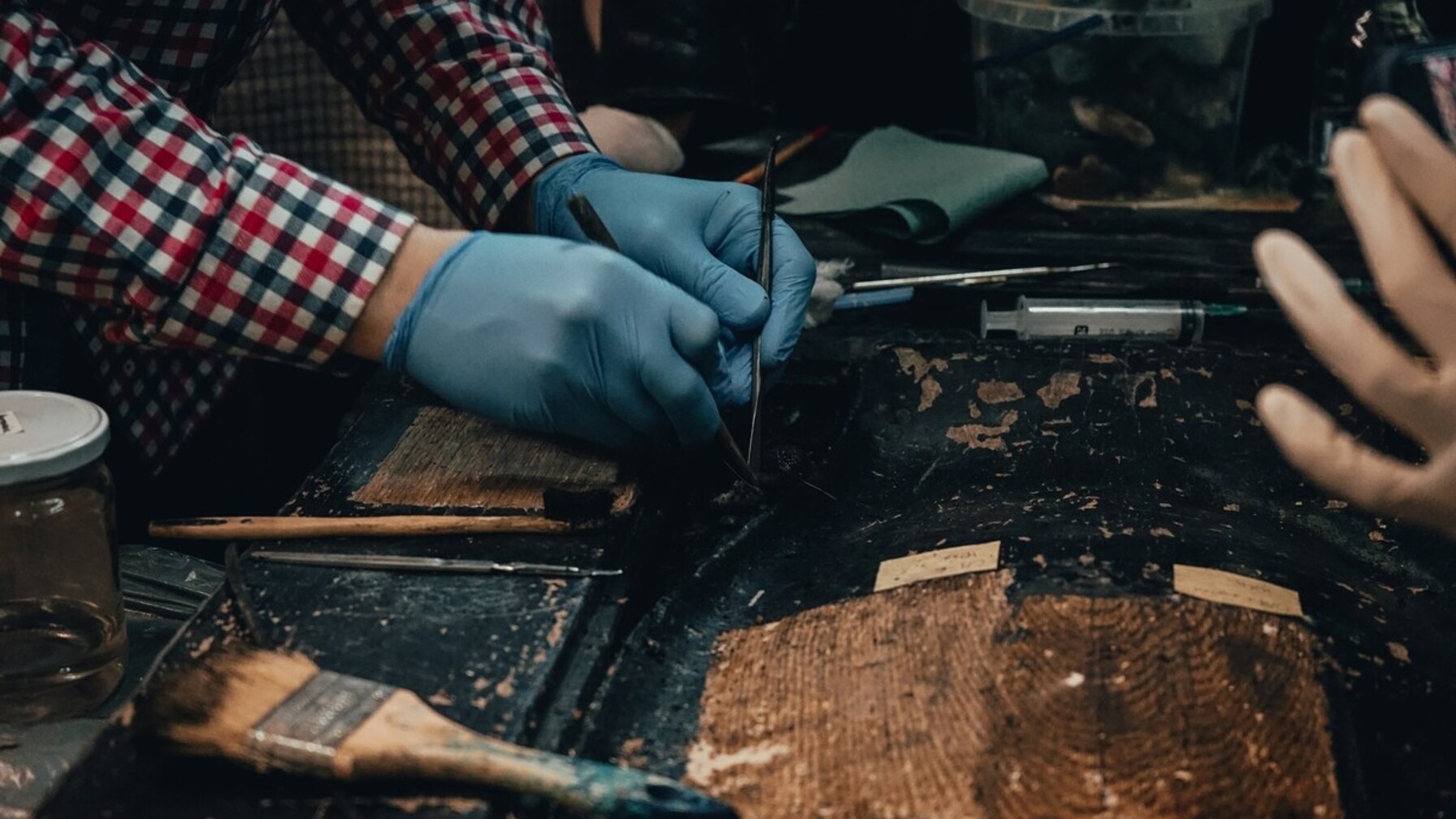 У Львові запрошують до співпраці майстрів-реставраторів та виробників вікон