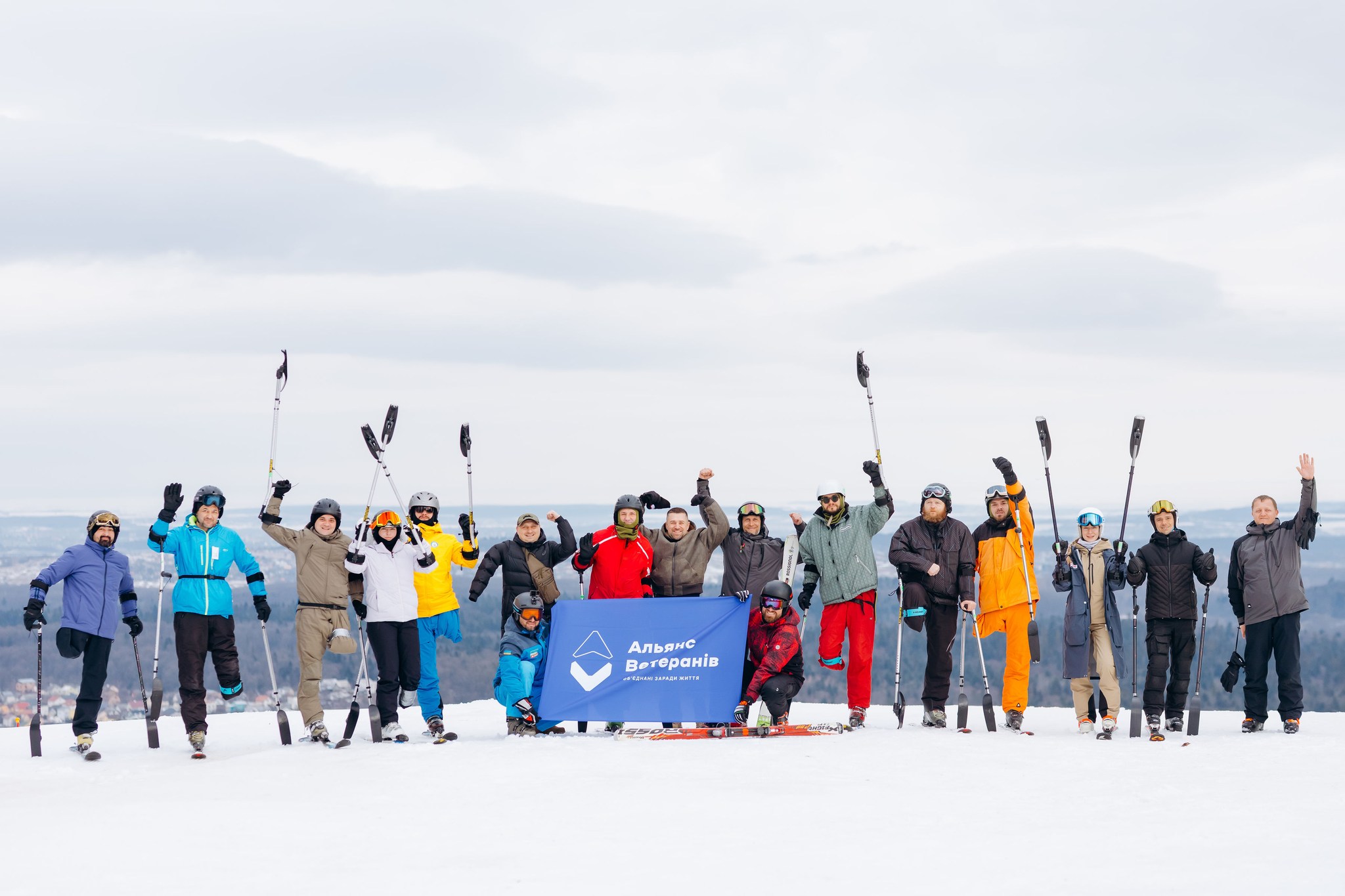 У Бориславі відкрили перший в Україні хаб зимового адаптивного спорту для ветеранів