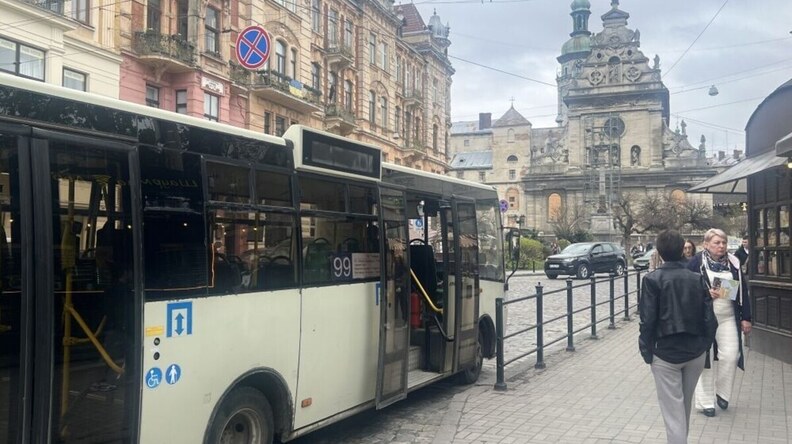 До Шевченківського гаю знову курсуватиме автобус №99: маршрут працюватиме щовихідних