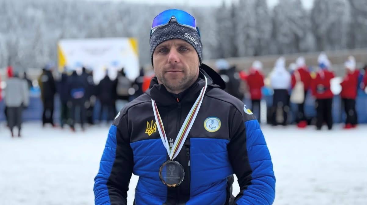 Спортсмен з Львівщини виборов три медалі на Кубку світу з пара лижних перегонів